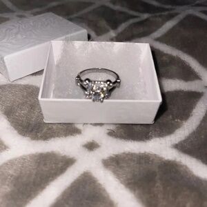 Jewel Scent Ring size 8